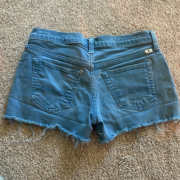 Lucky brand jean shorts - Picture 3 of 4